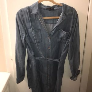 Women’s light denim long sleeve